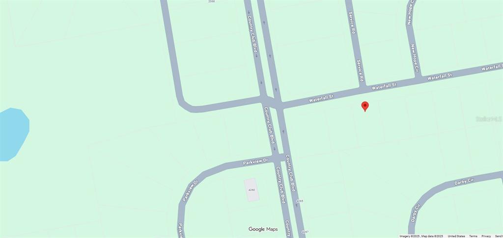 3 Waterfall Street Chipley, FL 32428 - Photo 3 of 6 a bathroom with a shower