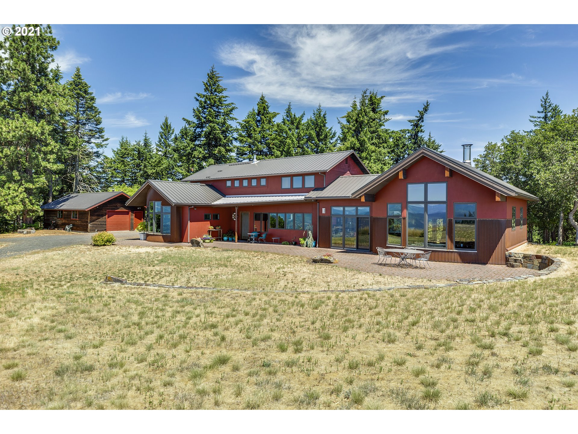 2150 Elder Road Hood River, OR 97031 - Photo 1 of 32 Gallery Image 1