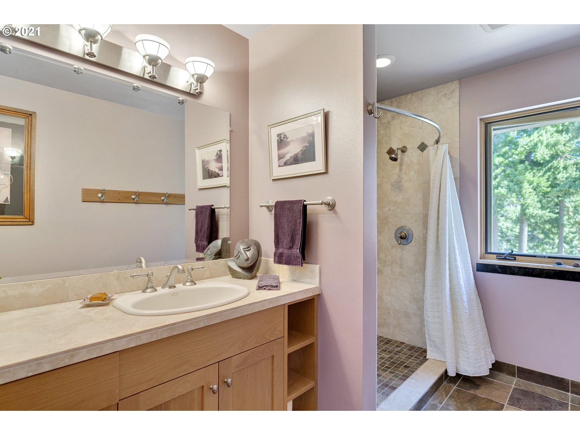 2150 Elder Road Hood River, OR 97031 - Photo 16 of 32 Gallery Image 16