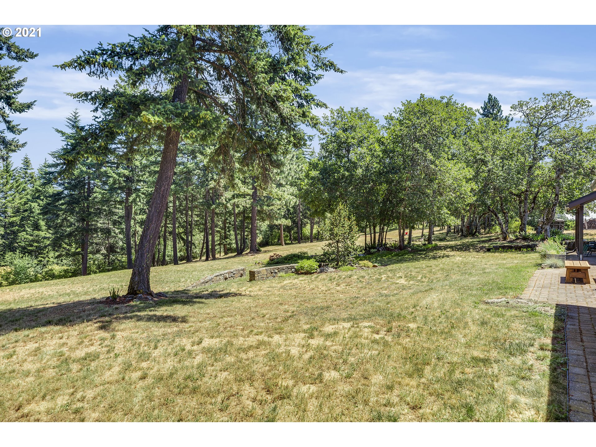 2150 Elder Road Hood River, OR 97031 - Photo 21 of 32 Gallery Image 21