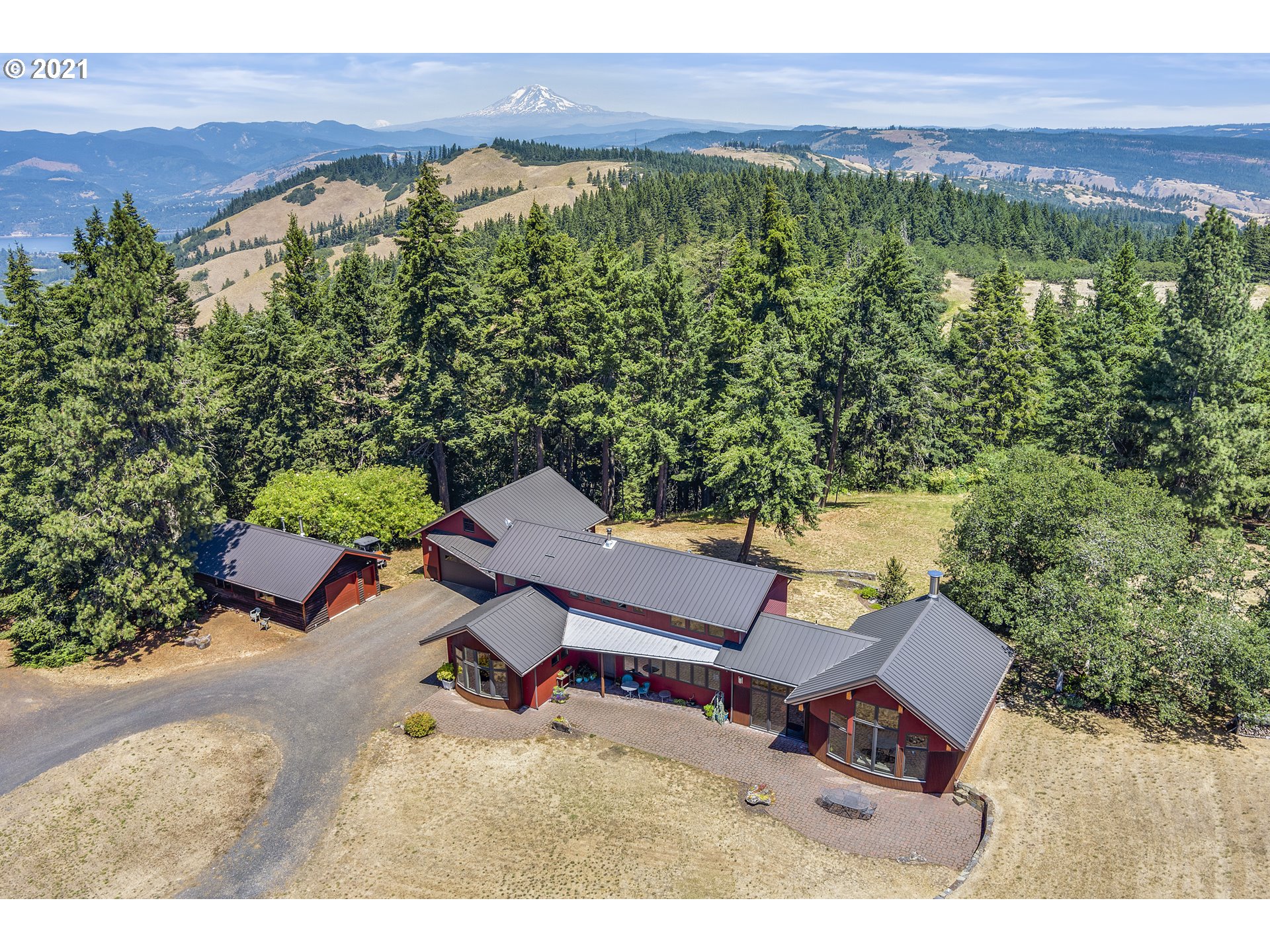 2150 Elder Road Hood River, OR 97031 - Photo 4 of 32 Gallery Image 4