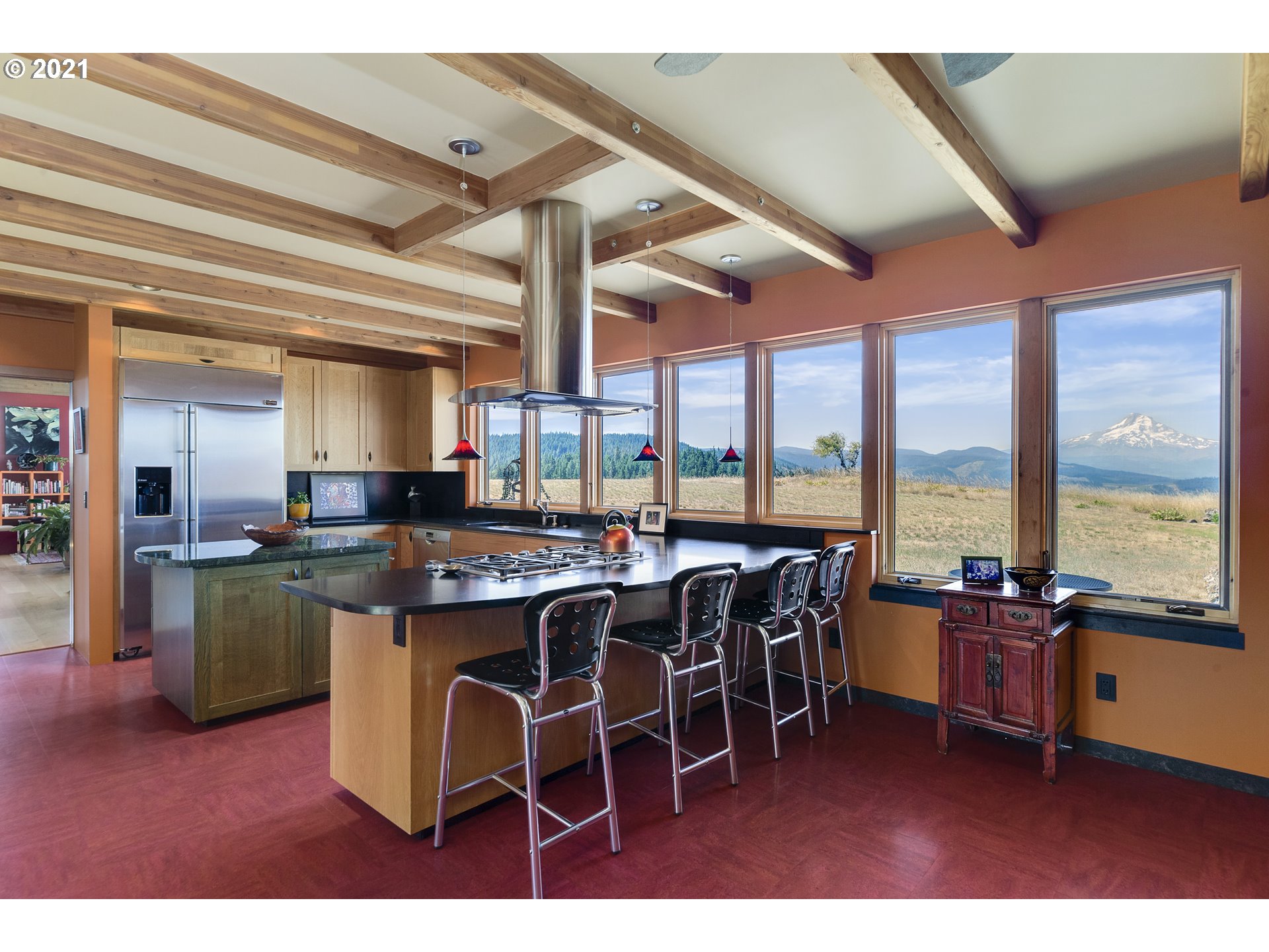 2150 Elder Road Hood River, OR 97031 - Photo 6 of 32 Gallery Image 6