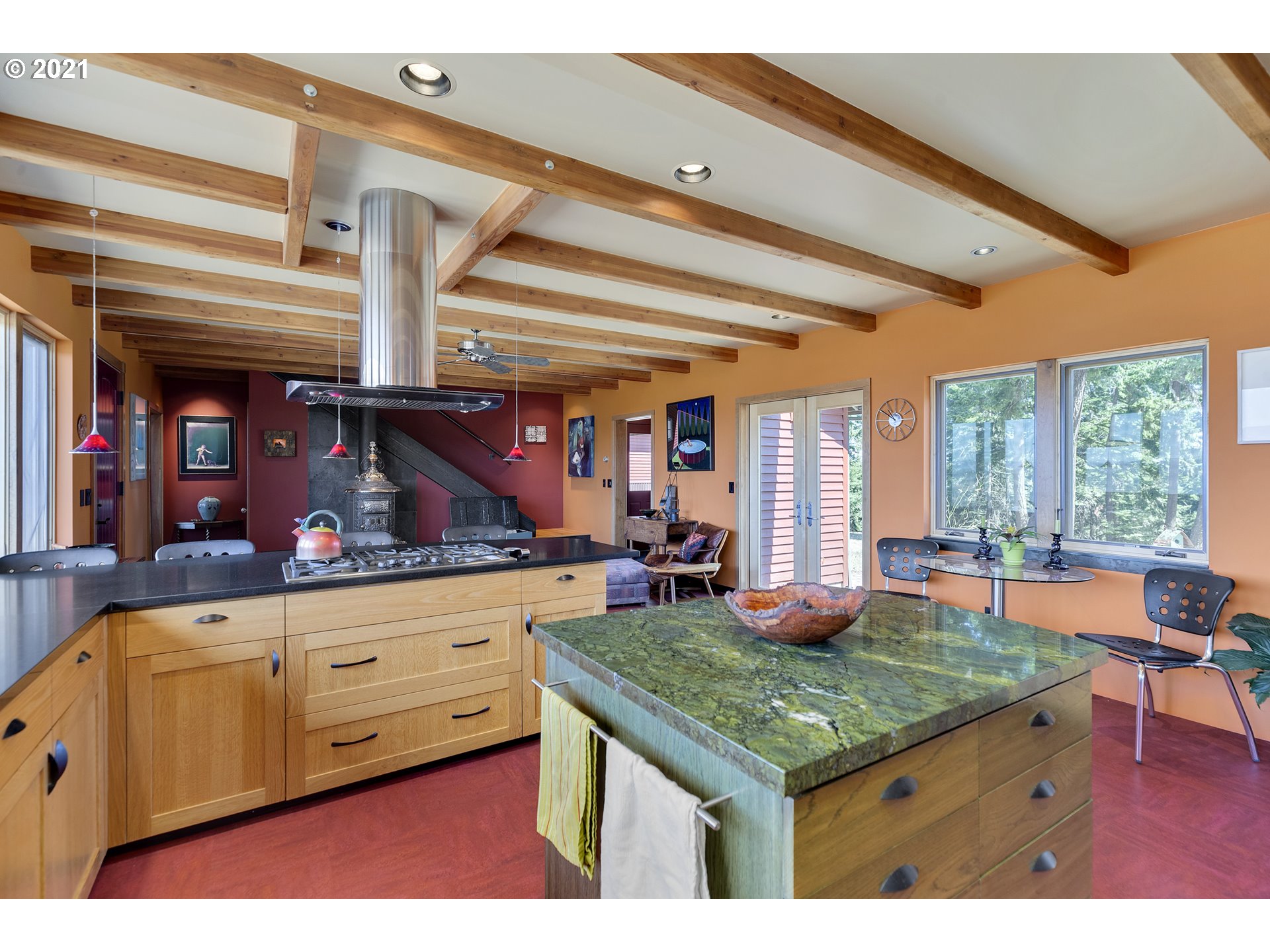 2150 Elder Road Hood River, OR 97031 - Photo 7 of 32 Gallery Image 7