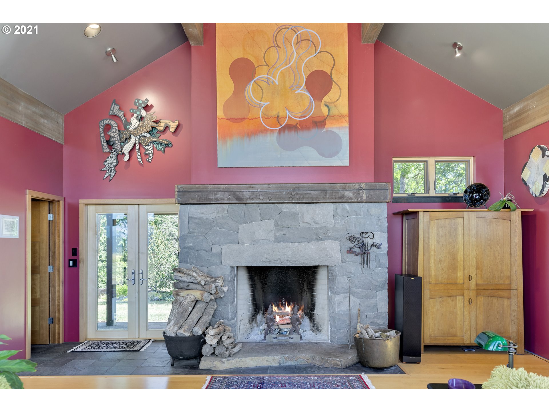 2150 Elder Road Hood River, OR 97031 - Photo 10 of 32 Gallery Image 10