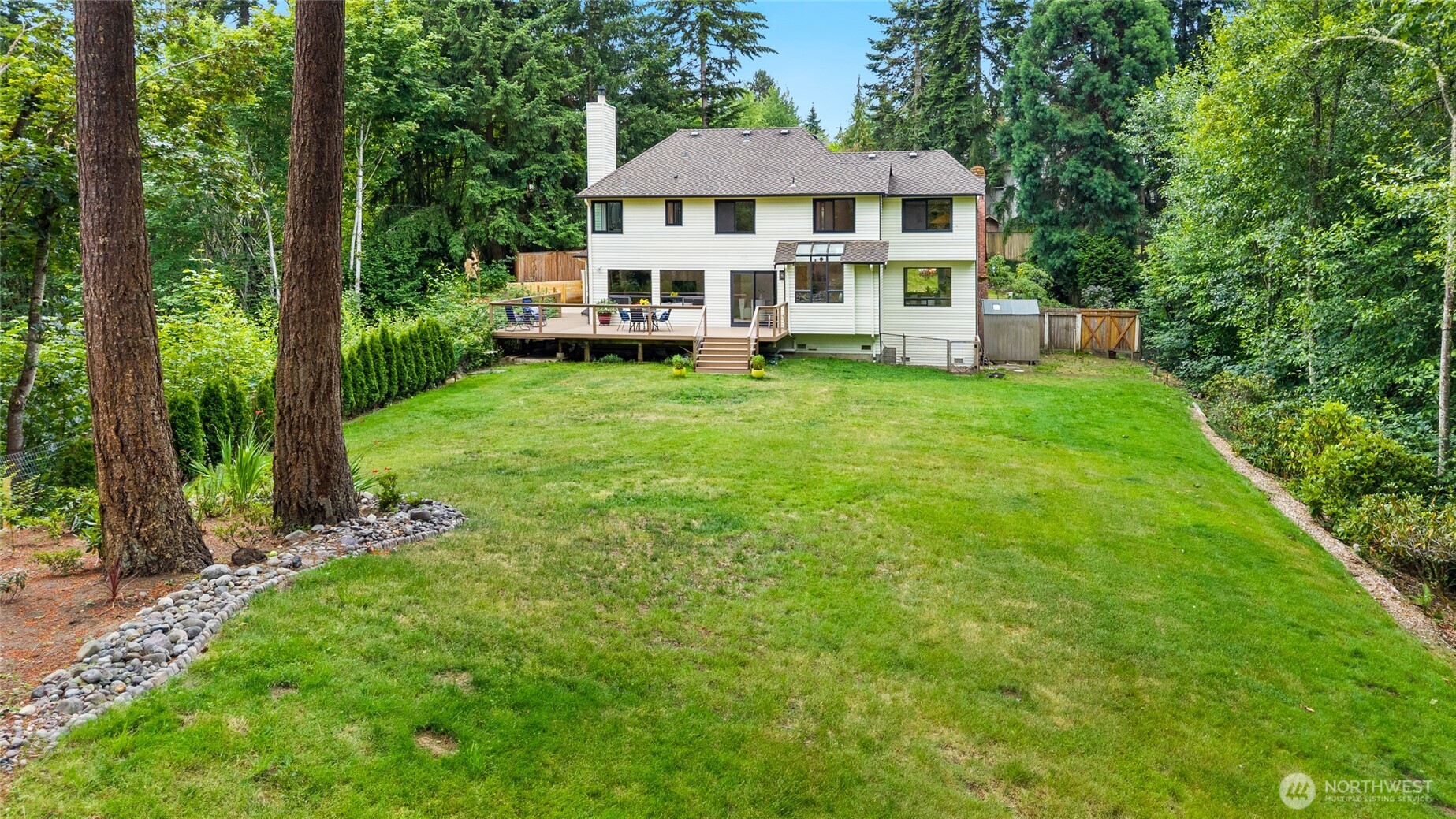15609 92nd Court Northeast Bothell, WA 98011 - Photo 33 of 40
