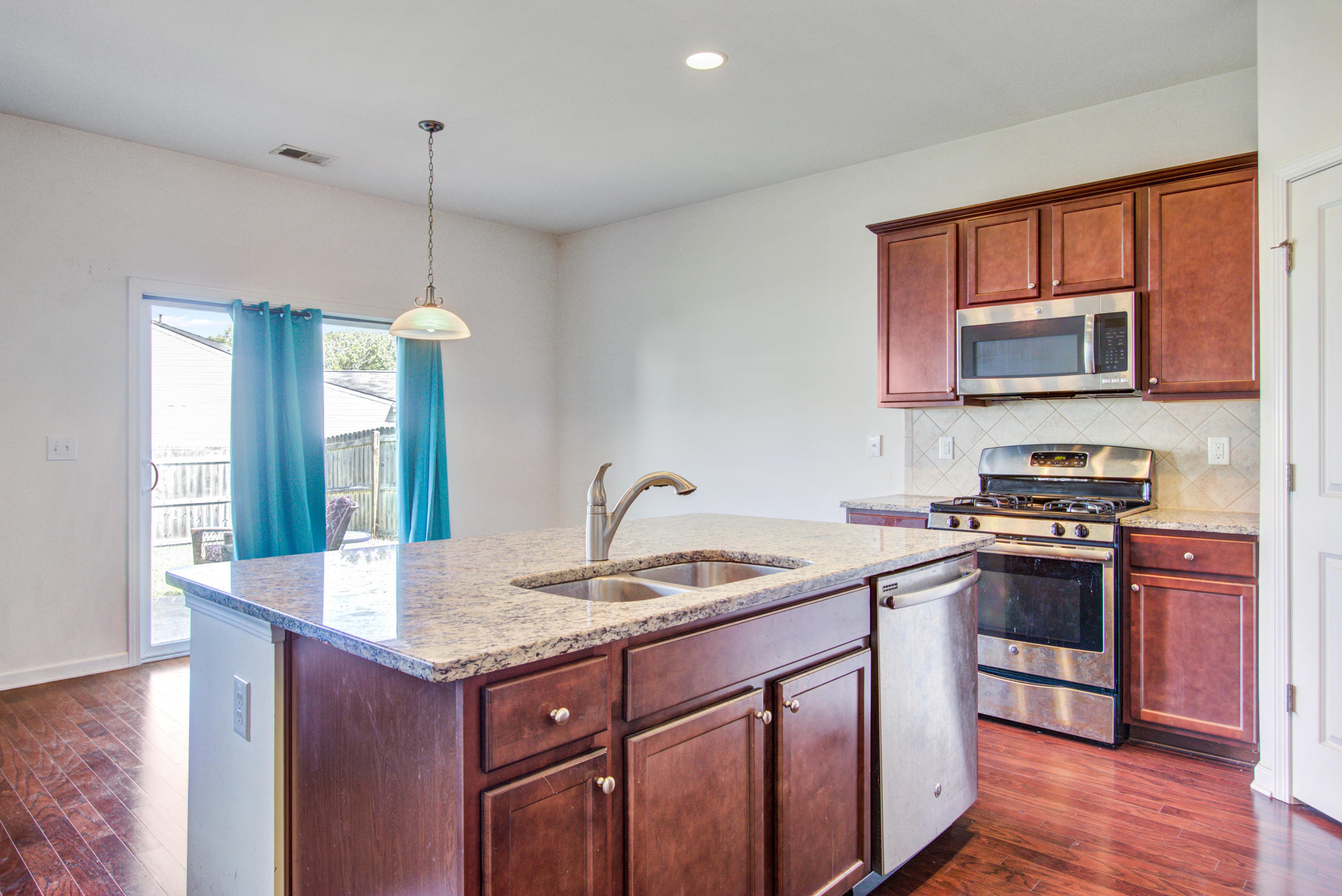 9686 Spencer Woods Road Ladson, SC 29456 - Photo 9 of 29 9686 Spencer woods, Ladson SC (15)