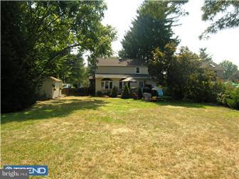 90 Newtown Road Warminster, PA 18974 - Photo 12 of 12 Exterior Back