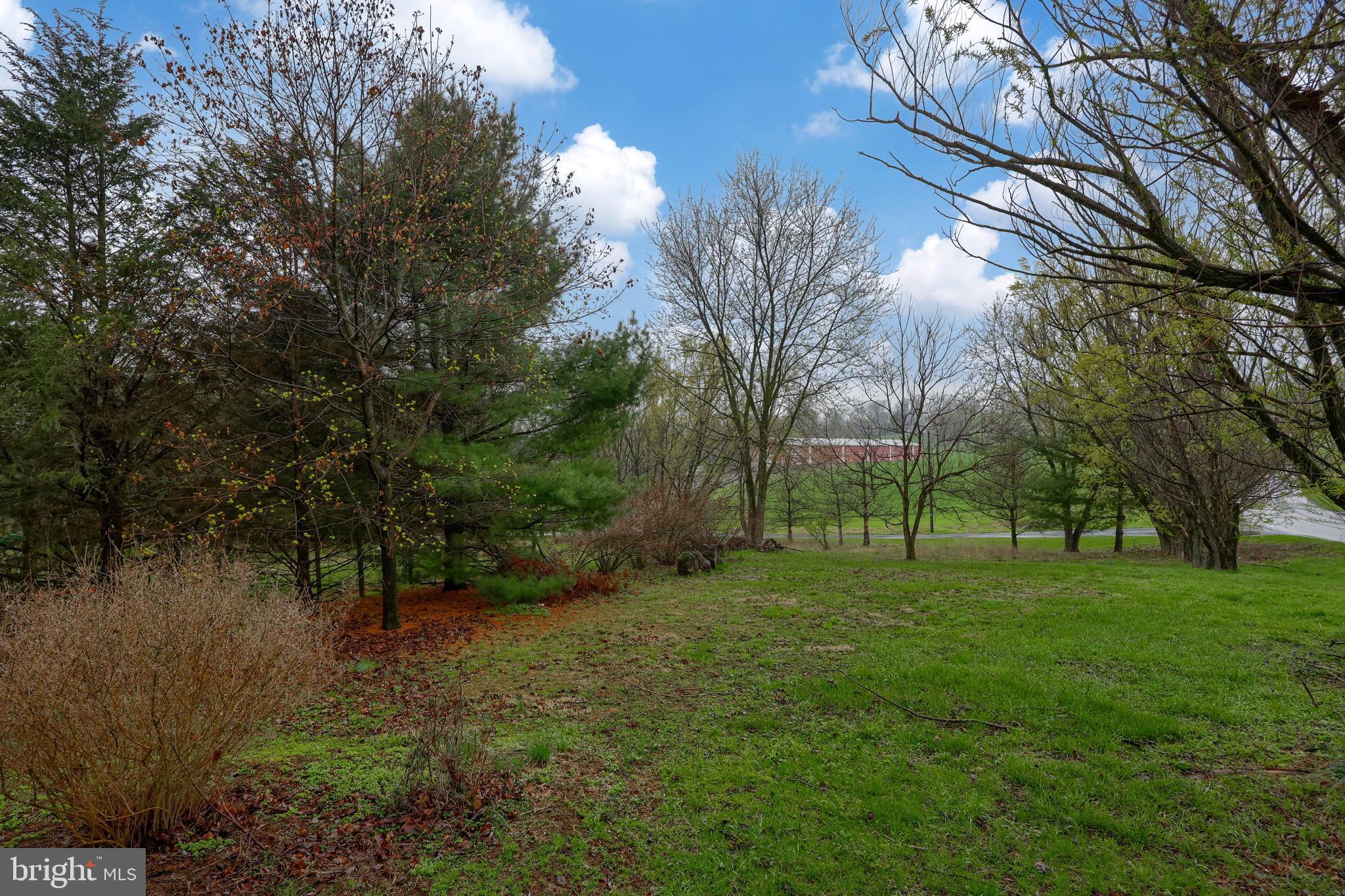 670 Greentree Road Elizabethtown, PA 17022 - Photo 8 of 61