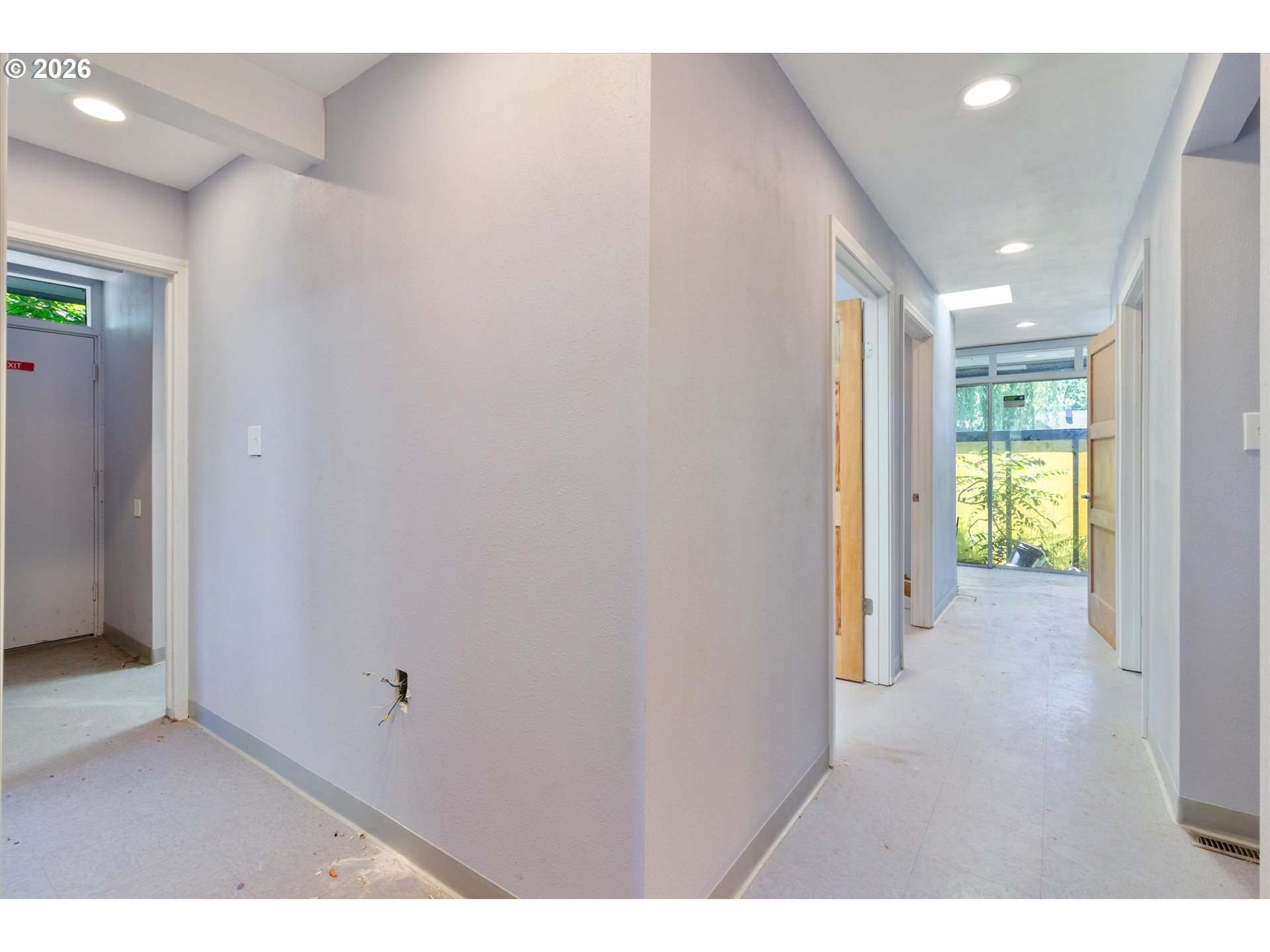 1225 West Main Street Medford, OR 97501 - Photo 29 of 45 a view interior of the house