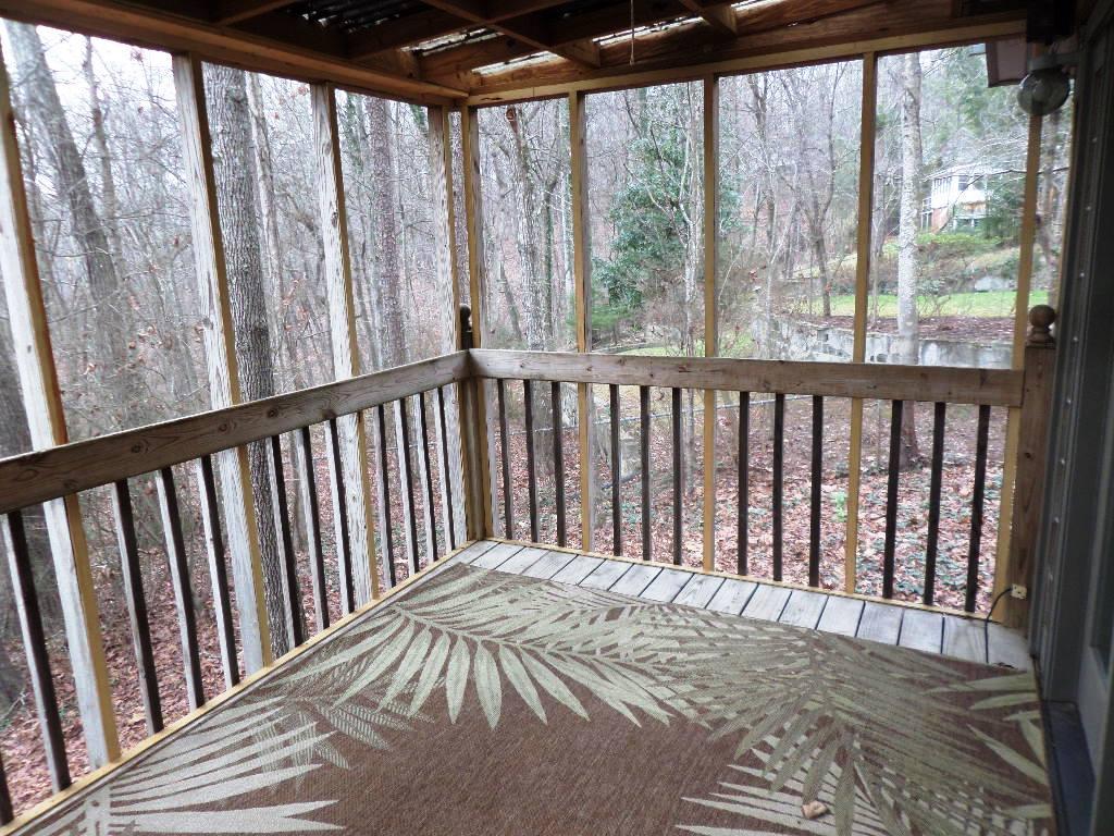 110 Wood Ridge Lane Oak Ridge, TN 37830 - Photo 15 of 33 screenedporch