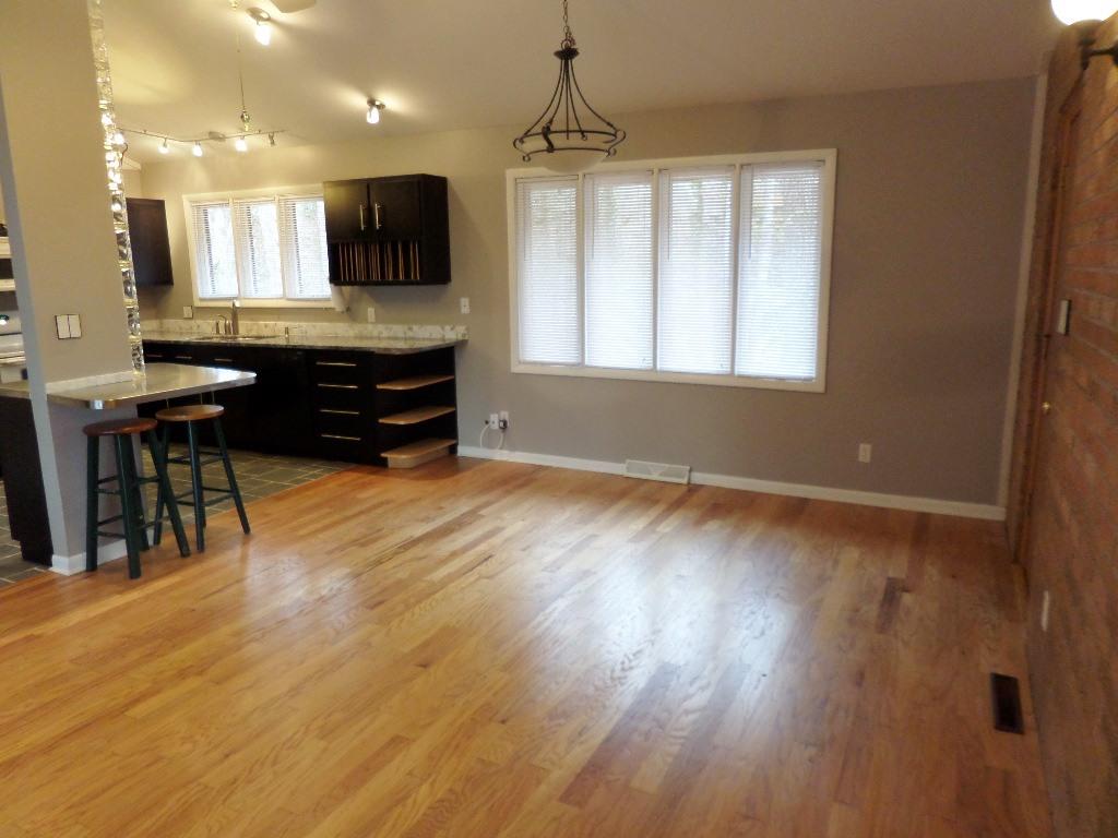110 Wood Ridge Lane Oak Ridge, TN 37830 - Photo 7 of 33 living2