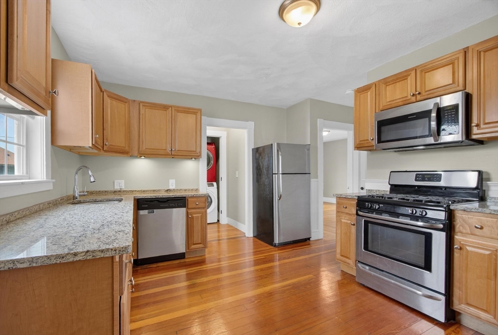 32 Arthur Street, Unit 2 Beverly, MA 01915 - Photo 23 of 36