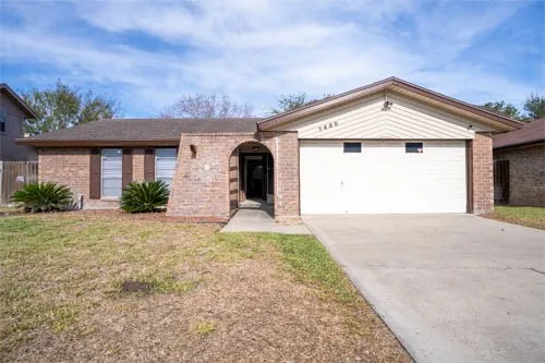$2,150 | 7430 Cessna Drive, Corpus Christi, TX 78412