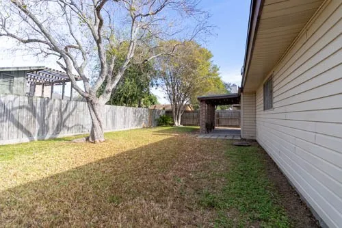 $2,150 | 7430 Cessna Drive, Corpus Christi, TX 78412