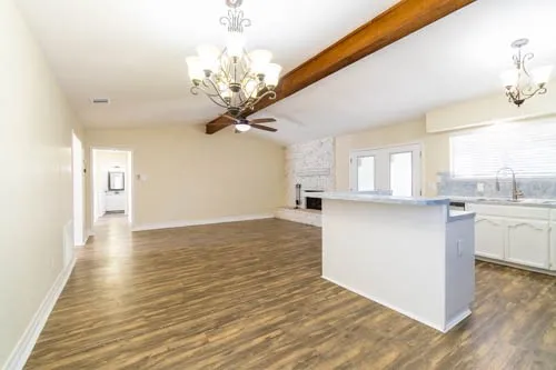 $2,150 | 7430 Cessna Drive, Corpus Christi, TX 78412