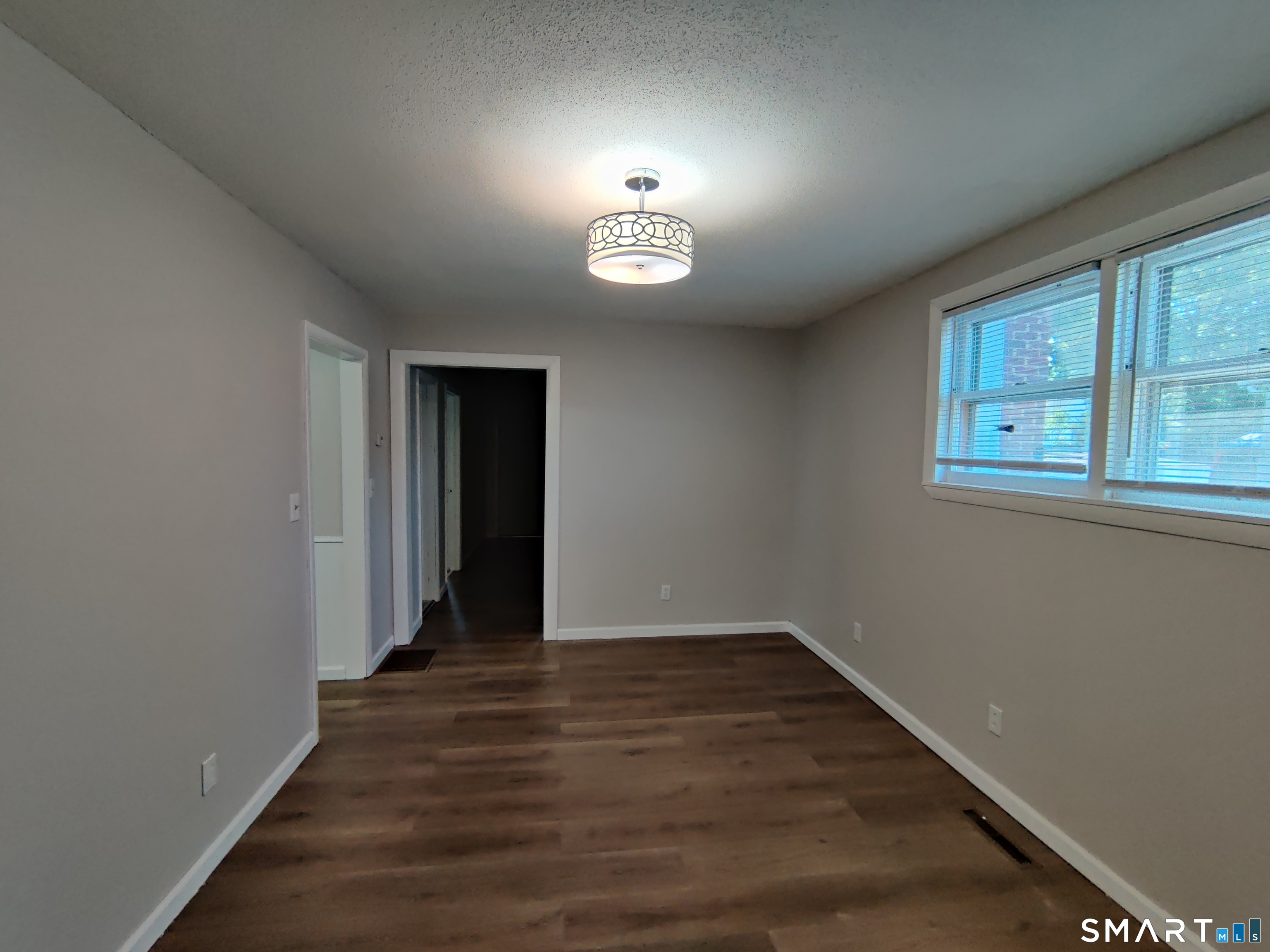 141 Hawkins Street Derby, CT 06418 - Photo 6 of 19