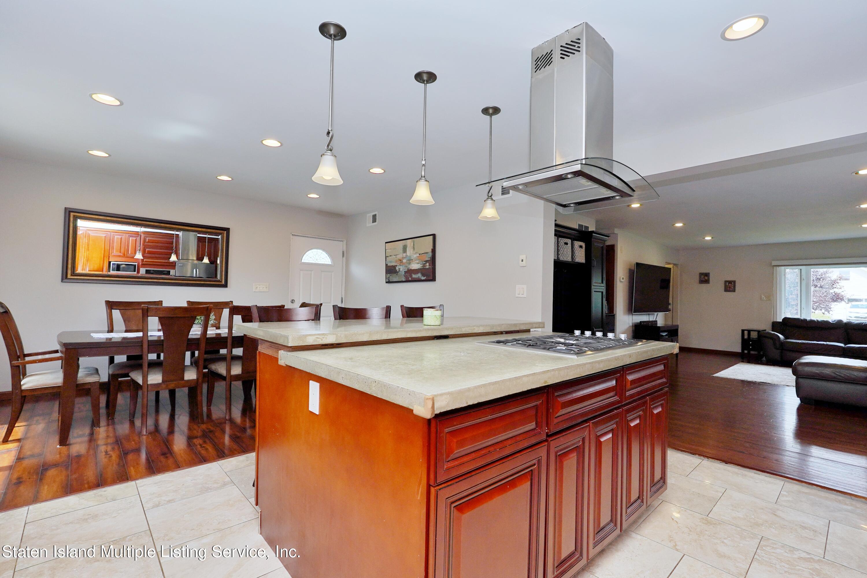 106 Raritan Avenue Staten Island, NY 10304 - Photo 13 of 49 Photo Dec 10 2022, 1 57 24 PM