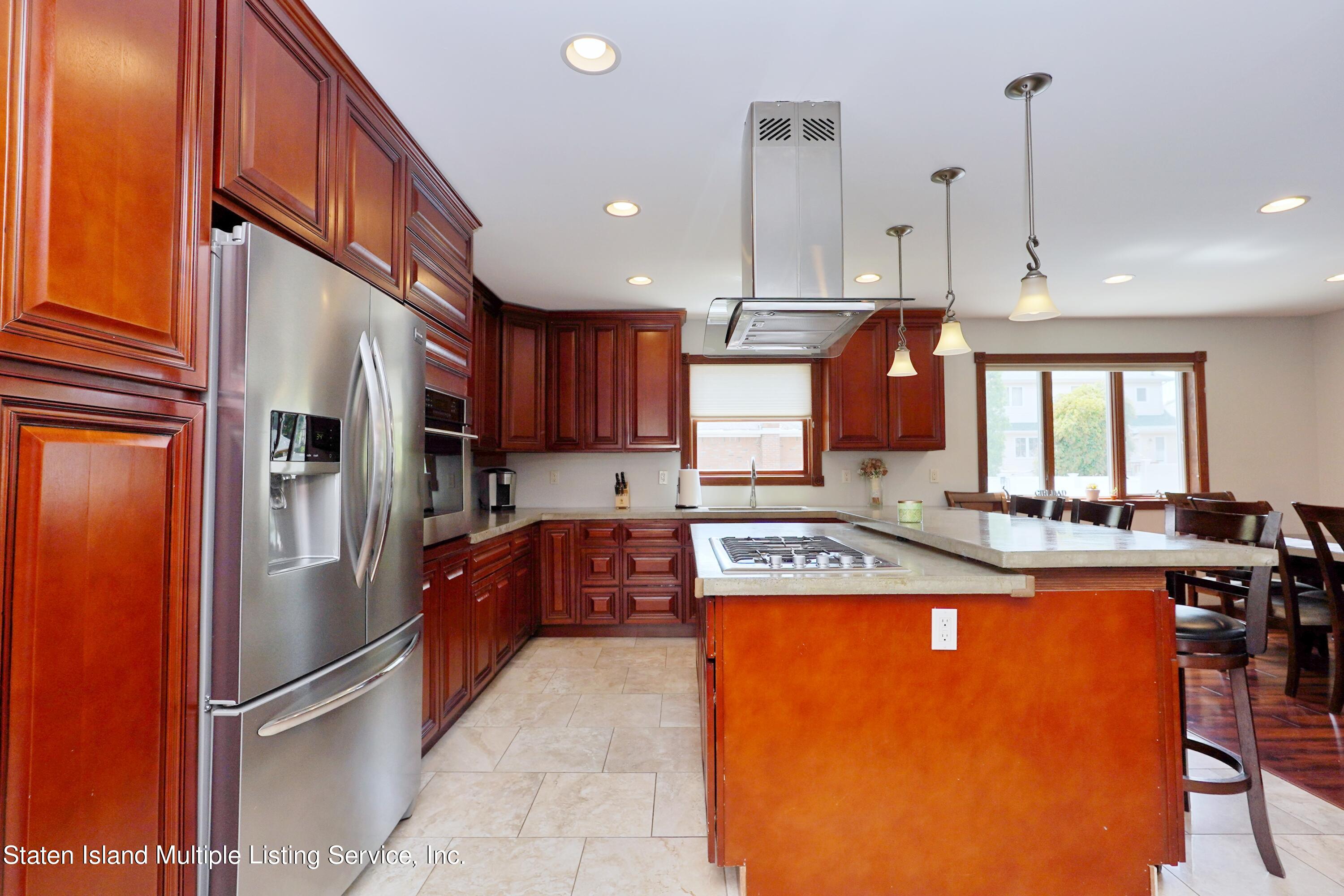 106 Raritan Avenue Staten Island, NY 10304 - Photo 16 of 49 Photo Dec 10 2022, 1 55 52 PM