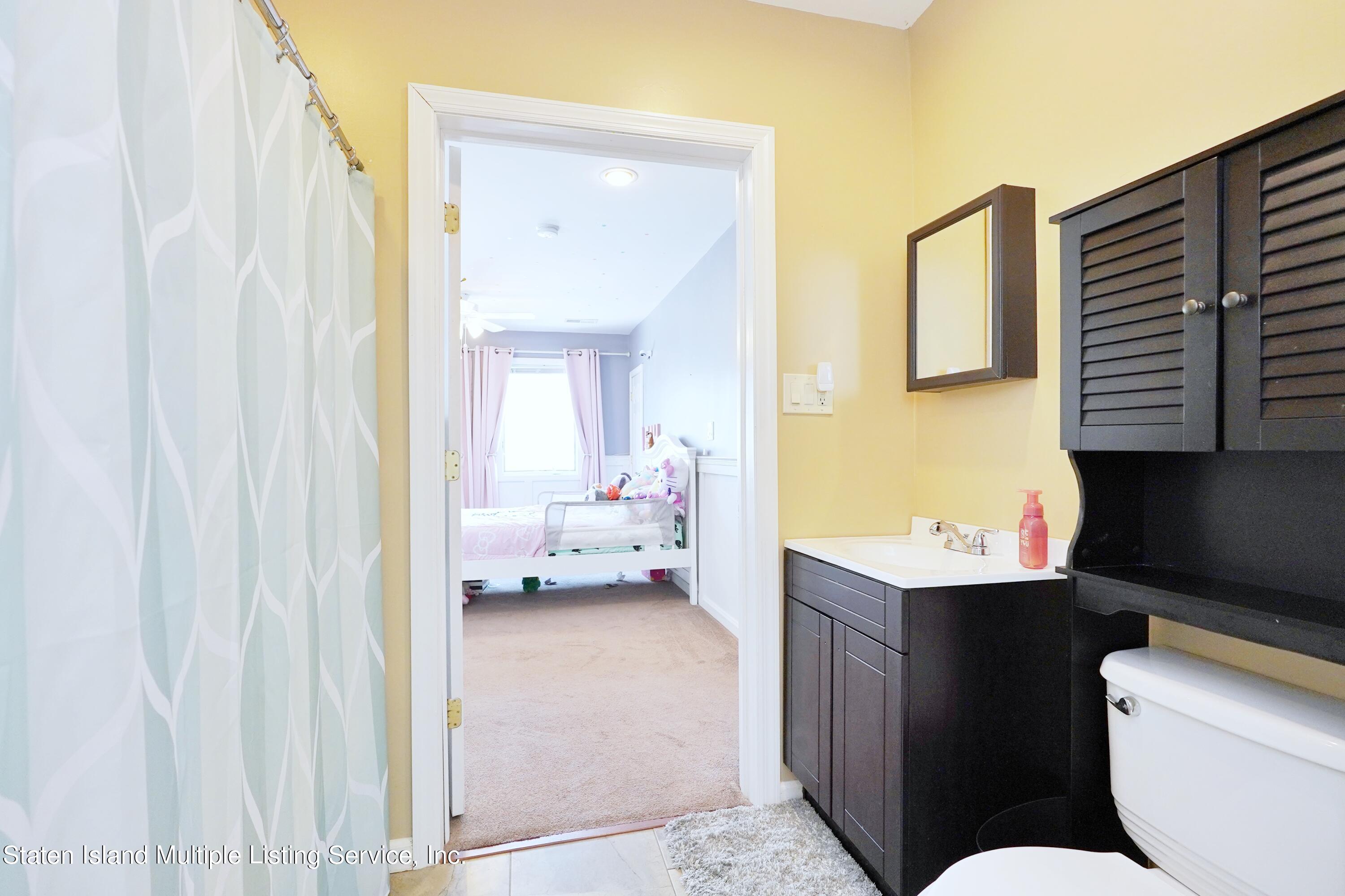 106 Raritan Avenue Staten Island, NY 10304 - Photo 24 of 49 Photo Dec 10 2022, 2 00 53 PM