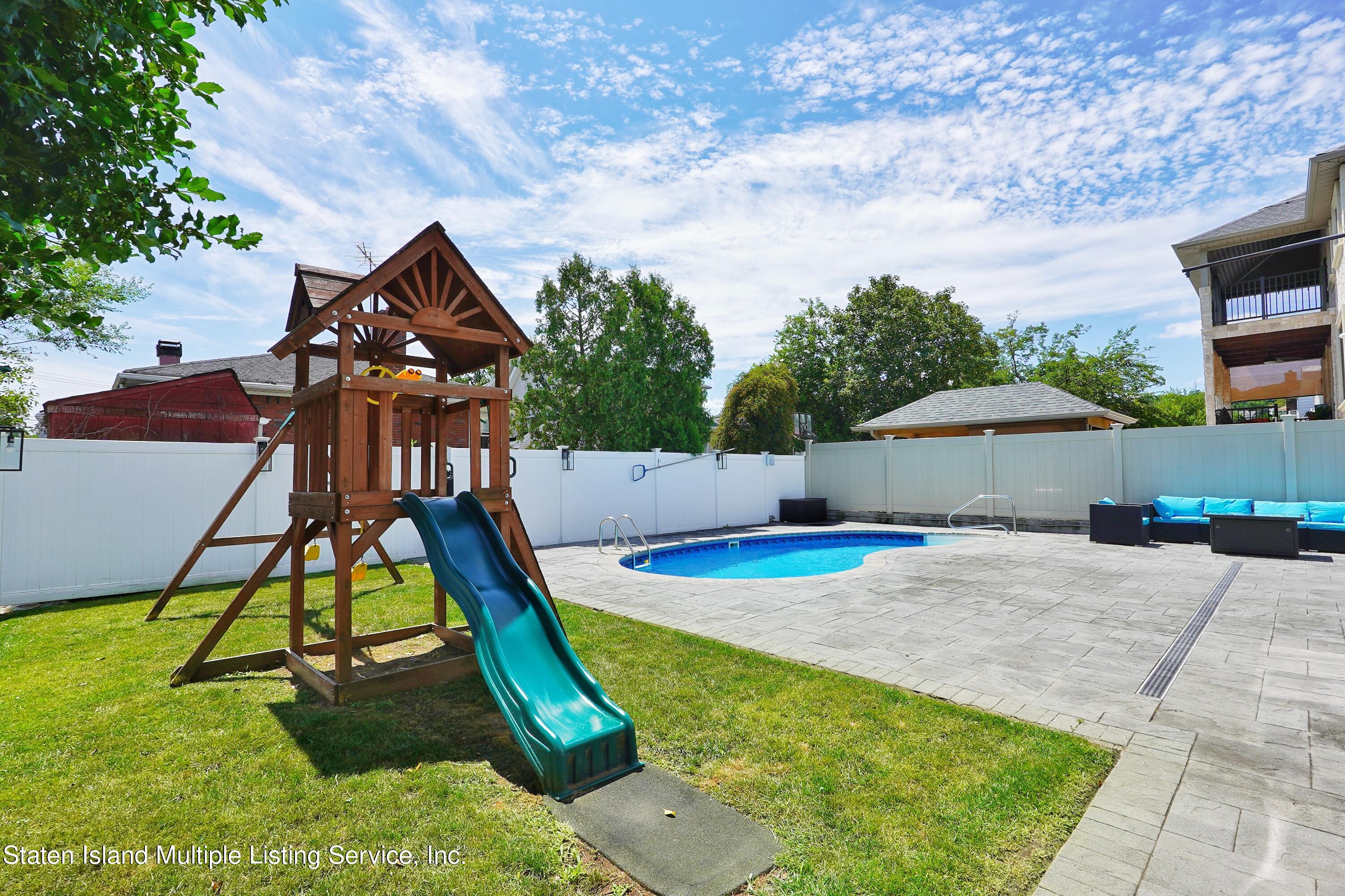 106 Raritan Avenue Staten Island, NY 10304 - Photo 49 of 49 Photo Dec 10 2022, 2 07 24 PM