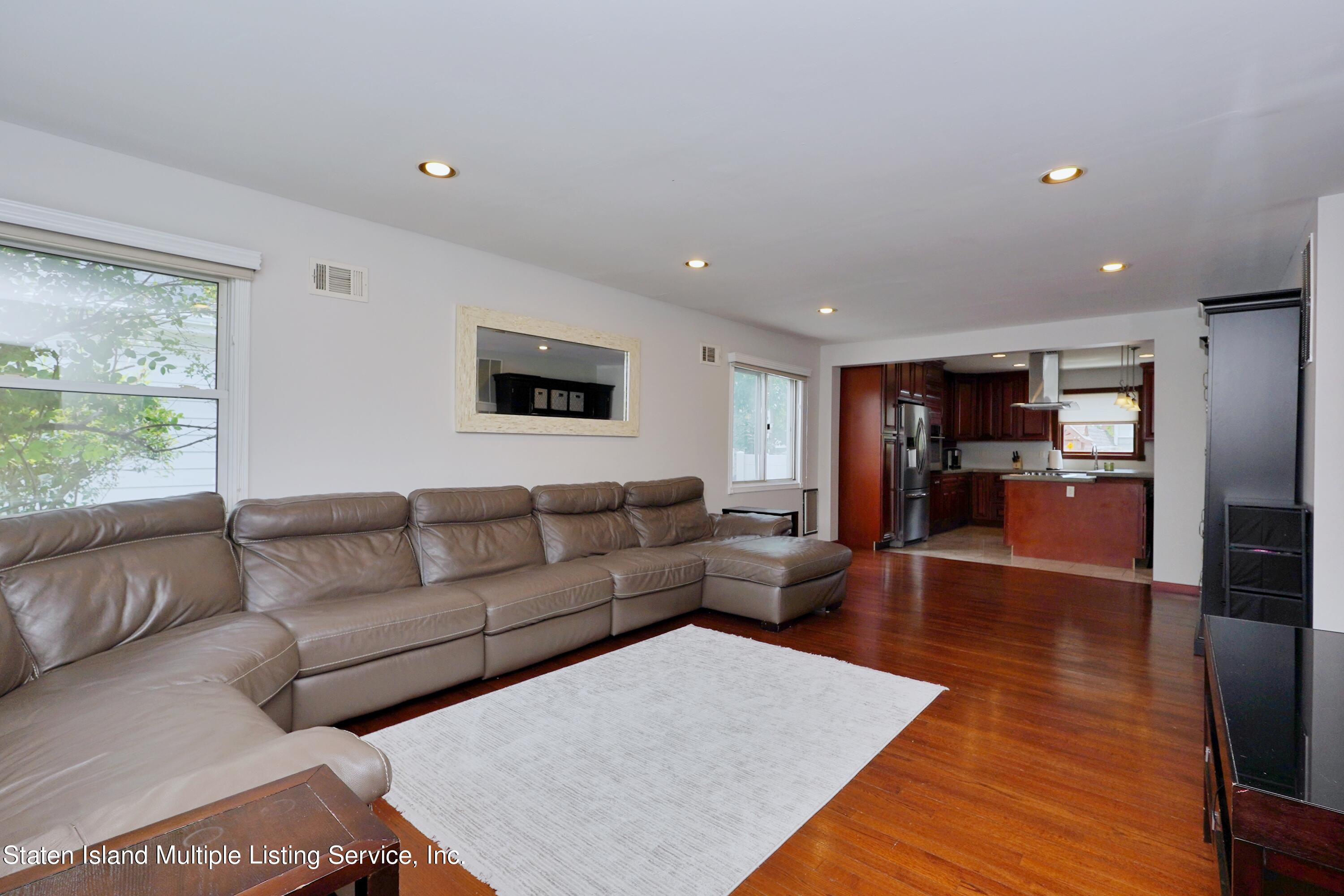 106 Raritan Avenue Staten Island, NY 10304 - Photo 6 of 49 Photo Dec 10 2022, 1 54 56 PM