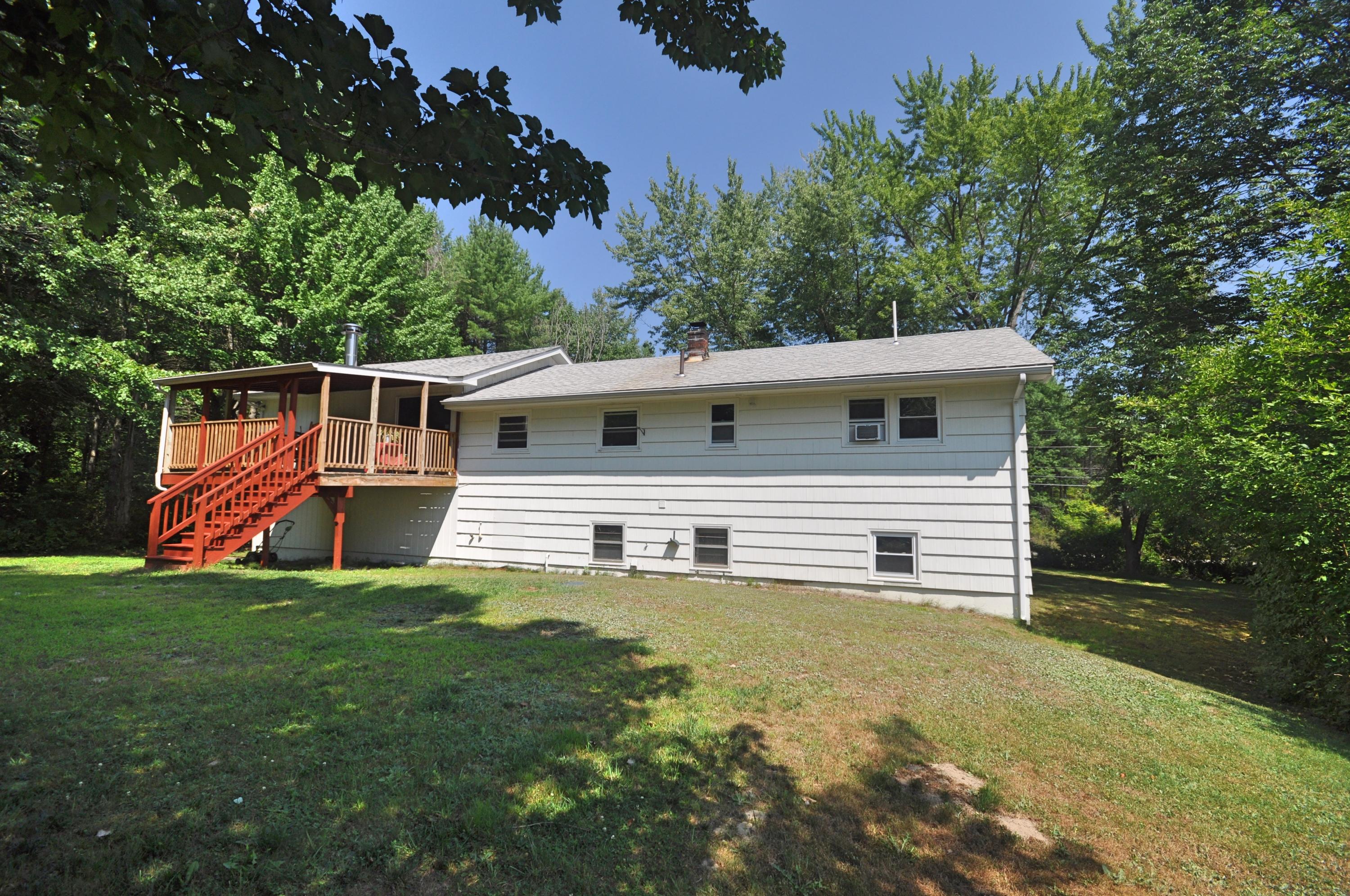 54 Broadturn Road Scarborough, ME 04074 - Photo 4 of 42 Back1