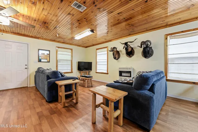 $395,000 | 1050 Deep Creek Road, Wiggins, MS 39577