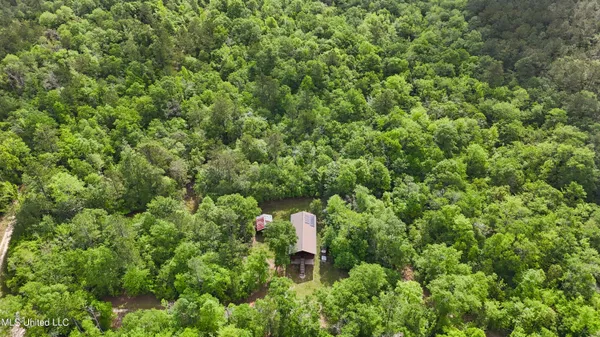 $395,000 | 1050 Deep Creek Road, Wiggins, MS 39577