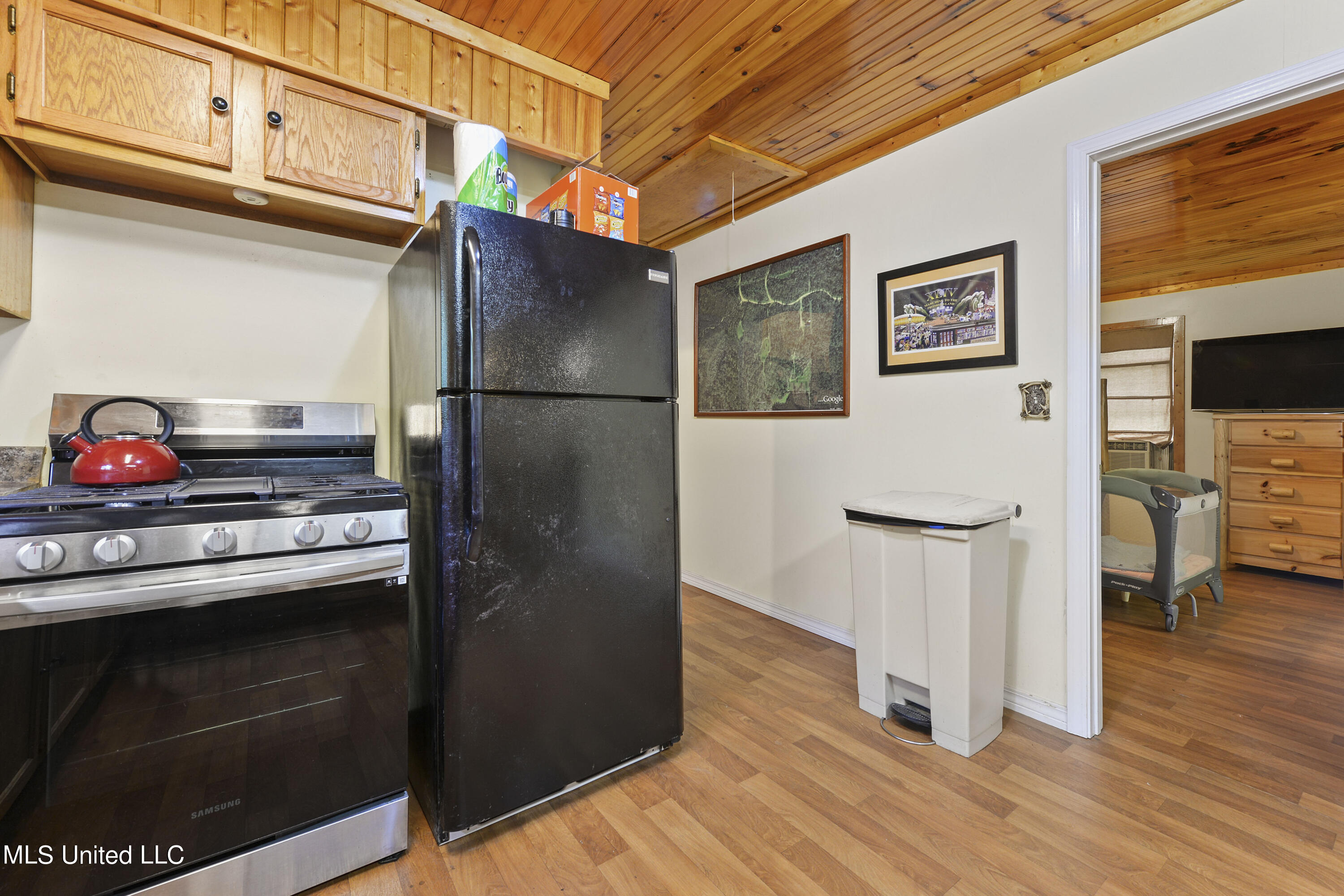 377 A Deep Creek Road Wiggins, MS 39577 - Photo 8 of 34 012