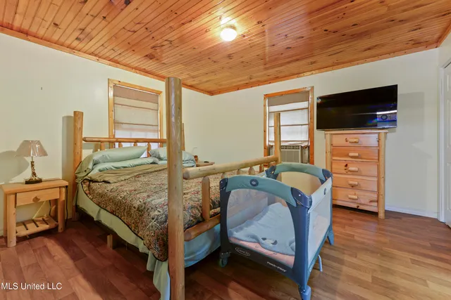 $395,000 | 1050 Deep Creek Road, Wiggins, MS 39577