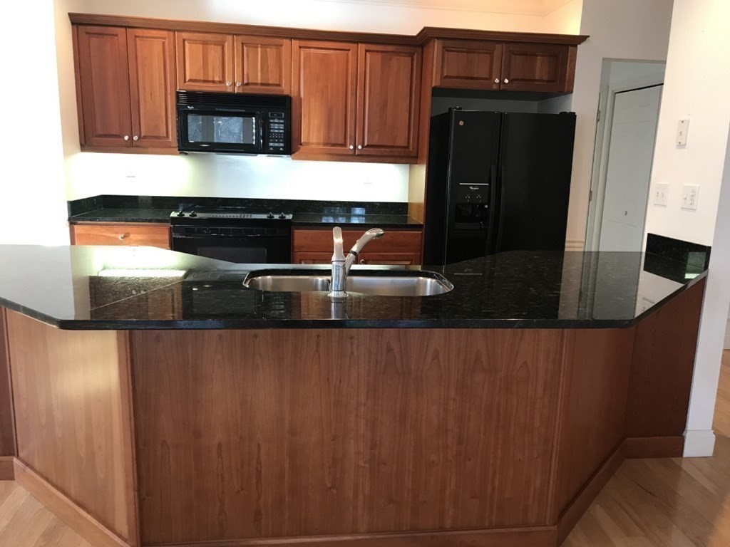 20 Northwood Road, Unit 303 Sudbury, MA 01776 - Photo 7 of 11