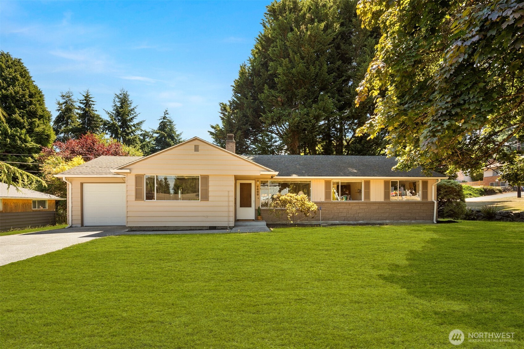 7428 229th Street Southwest Edmonds, WA 98026 - Photo 1 of 31 Gallery Image 1