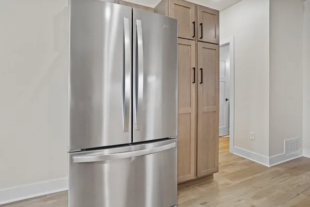 $2,550 | 118 Eiche Drive, Unit 3, Slinger, WI 53086