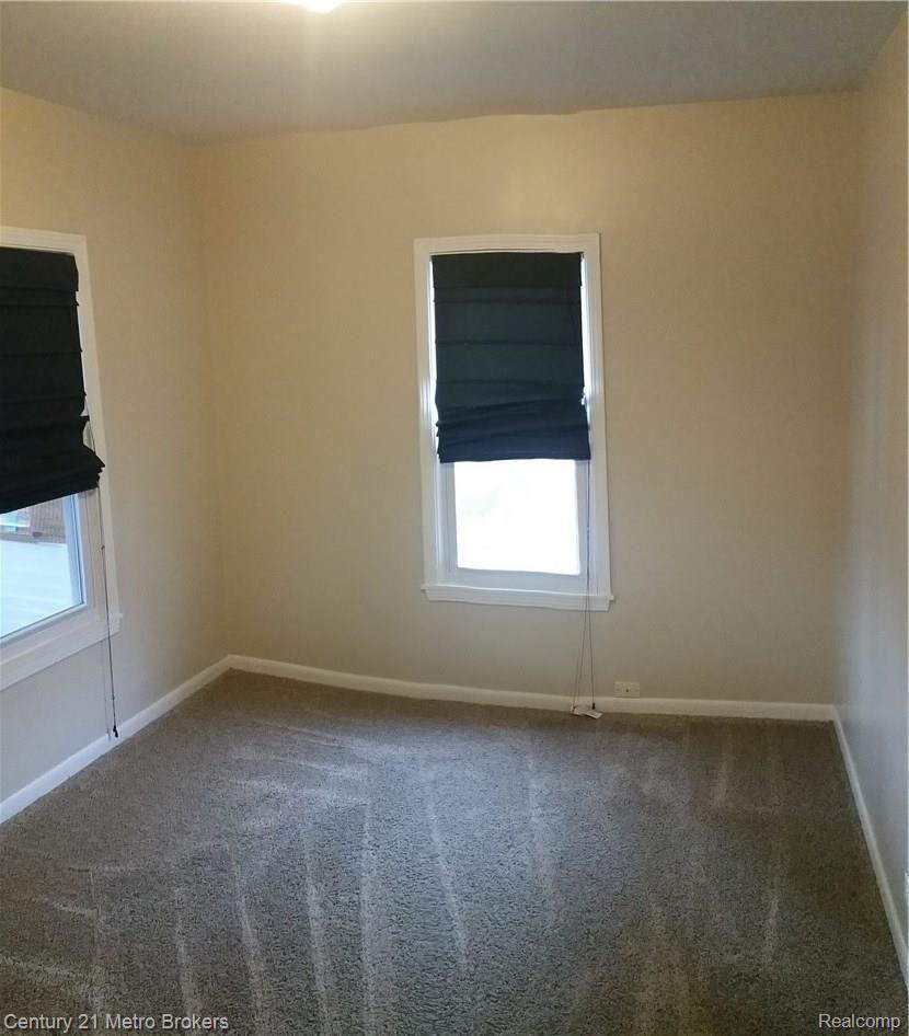 3538 Davison Road Lapeer, MI 48446 - Photo 19 of 28 20171028_115440.jpg