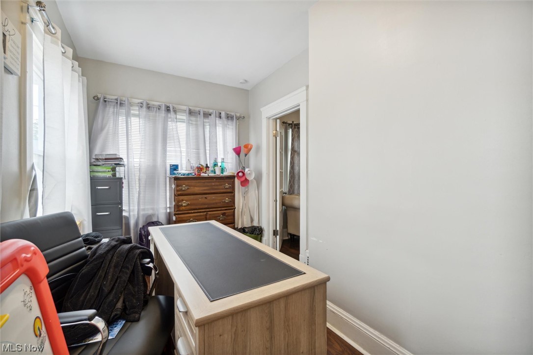 2231 South Taylor Road Cleveland, OH 44118 - Photo 12 of 27 Office