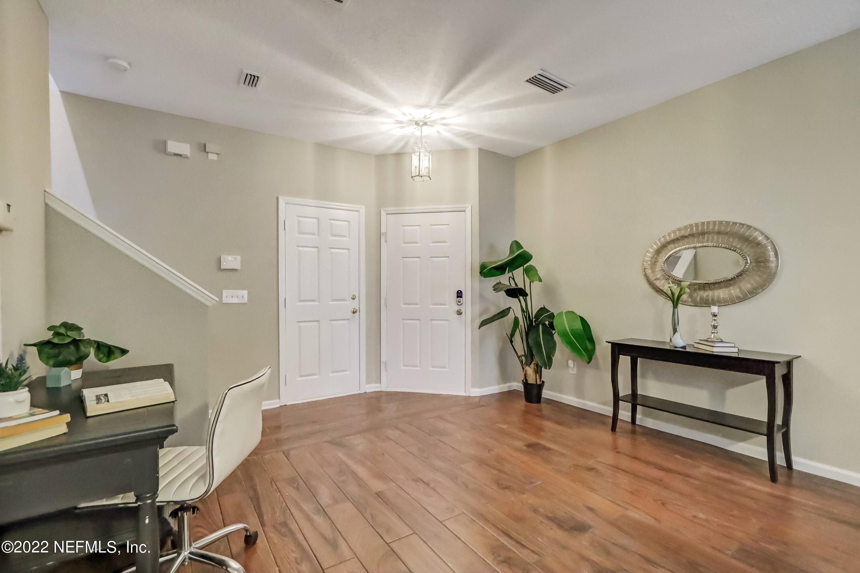 6849 Misty View Drive Jacksonville, FL 32210 - Photo 5 of 21