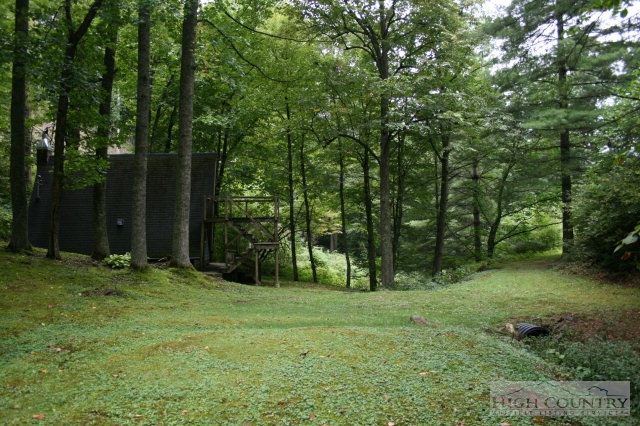 454 Hoke Wagoner Road Crumpler, NC 28617 - Photo 12 of 15 Gallery Image 12