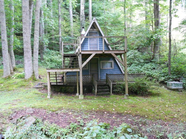 454 Hoke Wagoner Road Crumpler, NC 28617 - Photo 5 of 15 Gallery Image 5