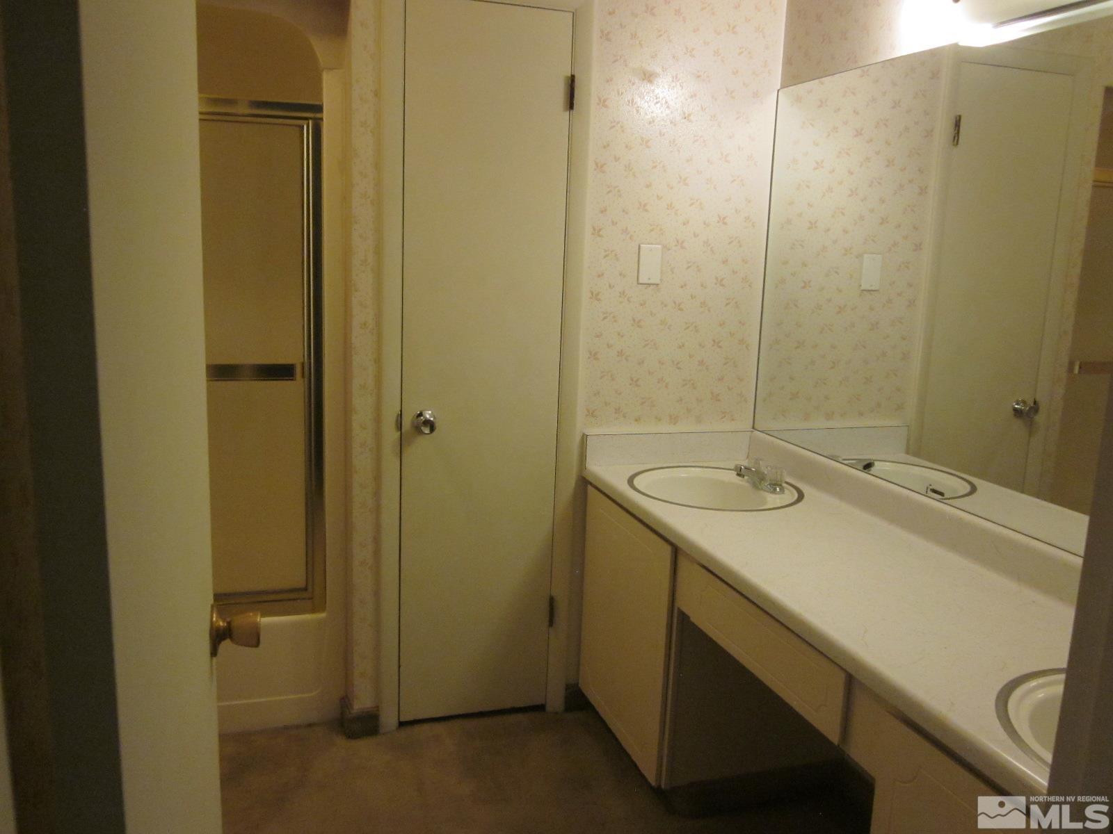 338 Smithridge Park Reno, NV 89502 - Photo 10 of 16 Photo 10