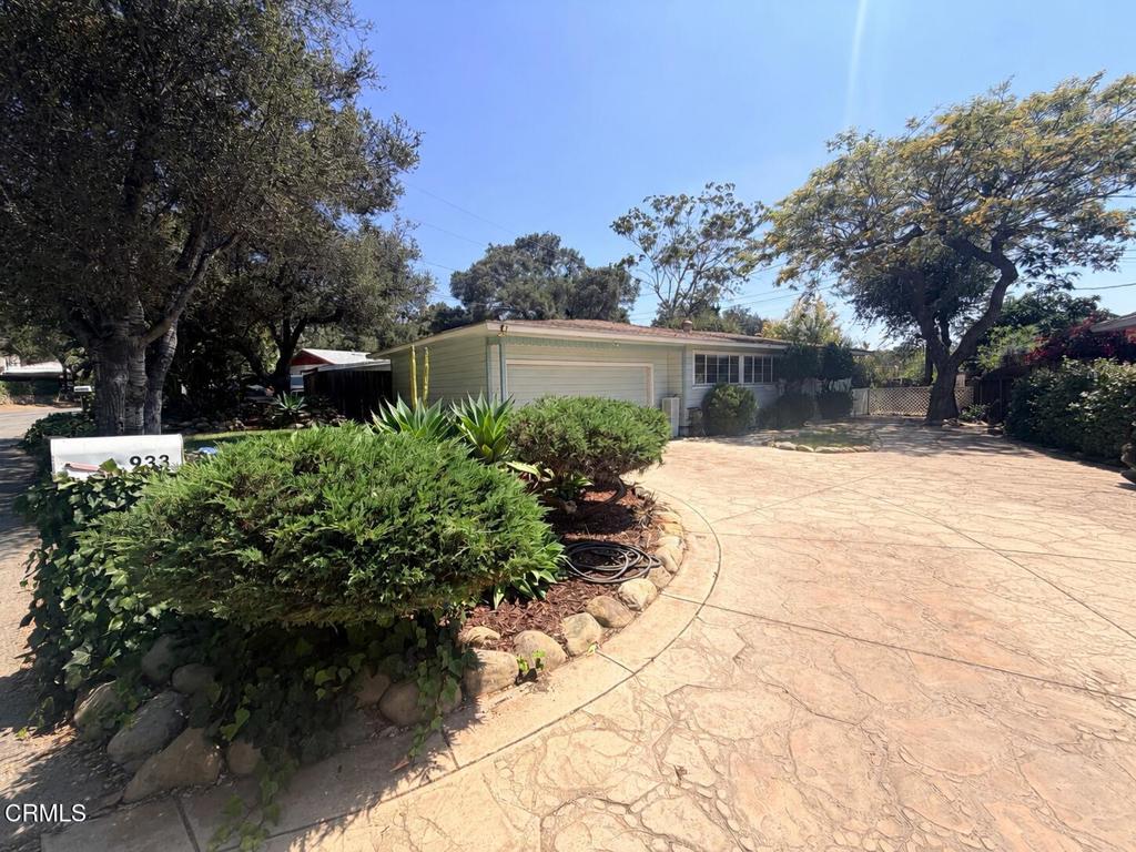933 Laurel Road Santa Paula, CA 93060 - Photo 1 of 17 3494D930-6D12-4D86-A330-74653F053634
