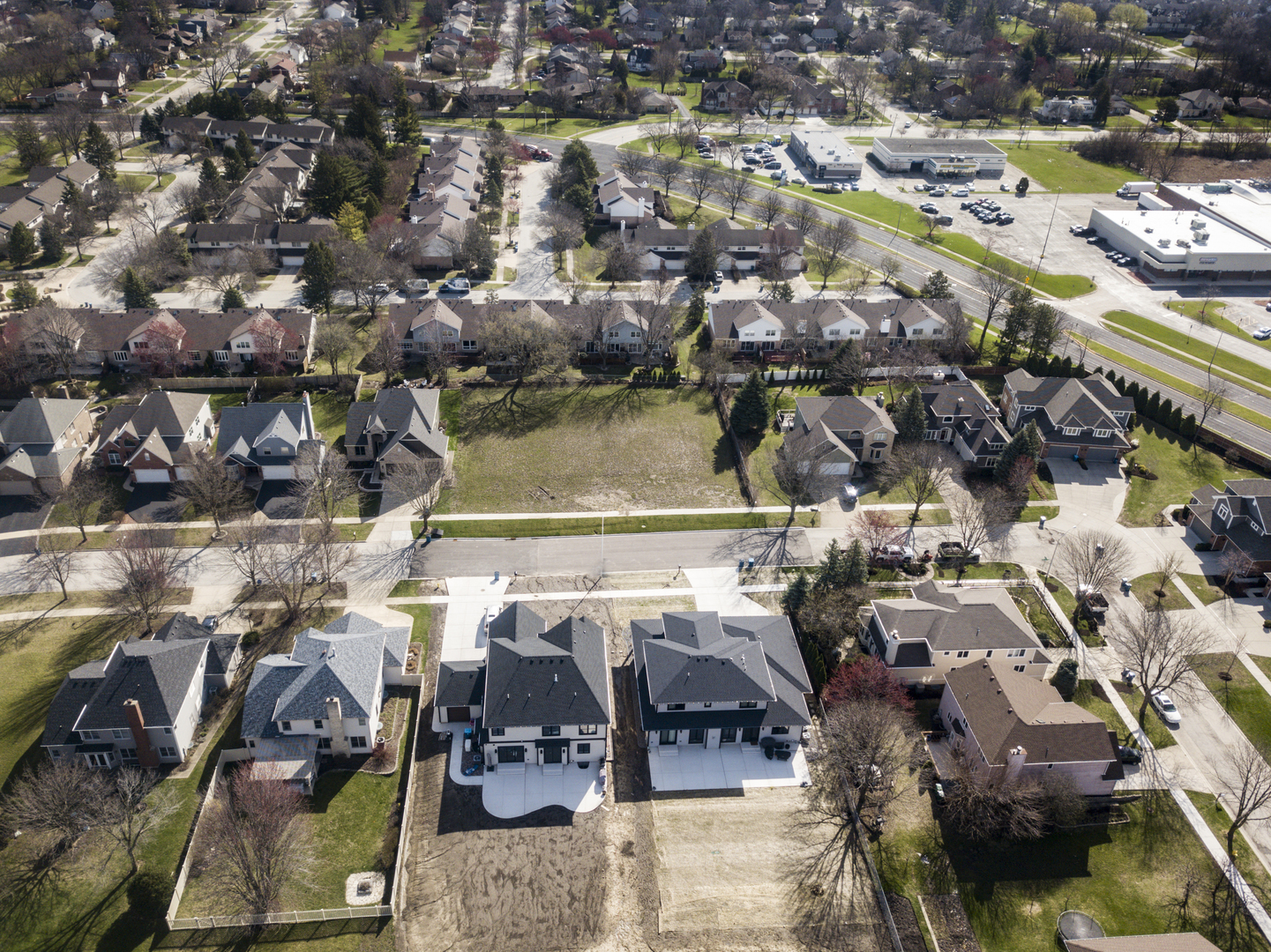 7125 Matthias Road Downers Grove, IL 60516 - Photo 4 of 4 an aerial view of residential houses with outdoor space