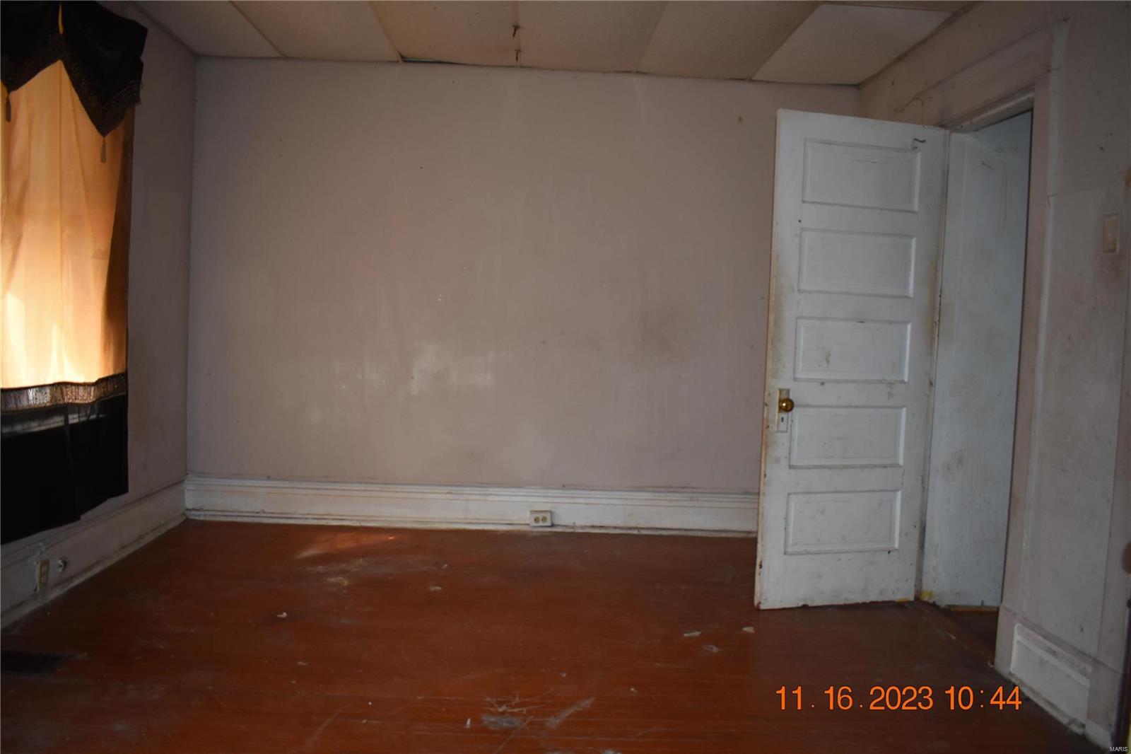 5875 Lotus Avenue St. Louis, MO 63112 - Photo 9 of 10