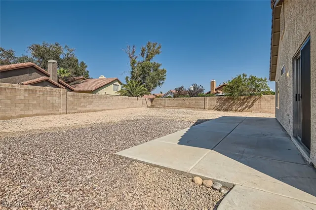 $1,790 | 7698 Barbican Court, Las Vegas, NV 89147