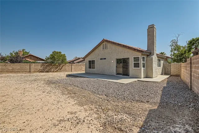 $1,790 | 7698 Barbican Court, Las Vegas, NV 89147