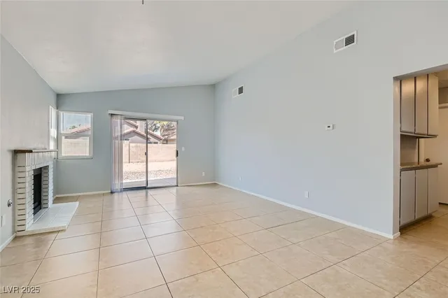 $1,790 | 7698 Barbican Court, Las Vegas, NV 89147