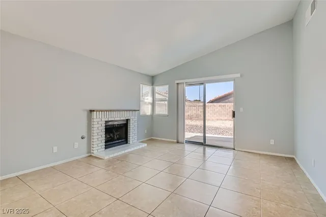 $1,790 | 7698 Barbican Court, Las Vegas, NV 89147