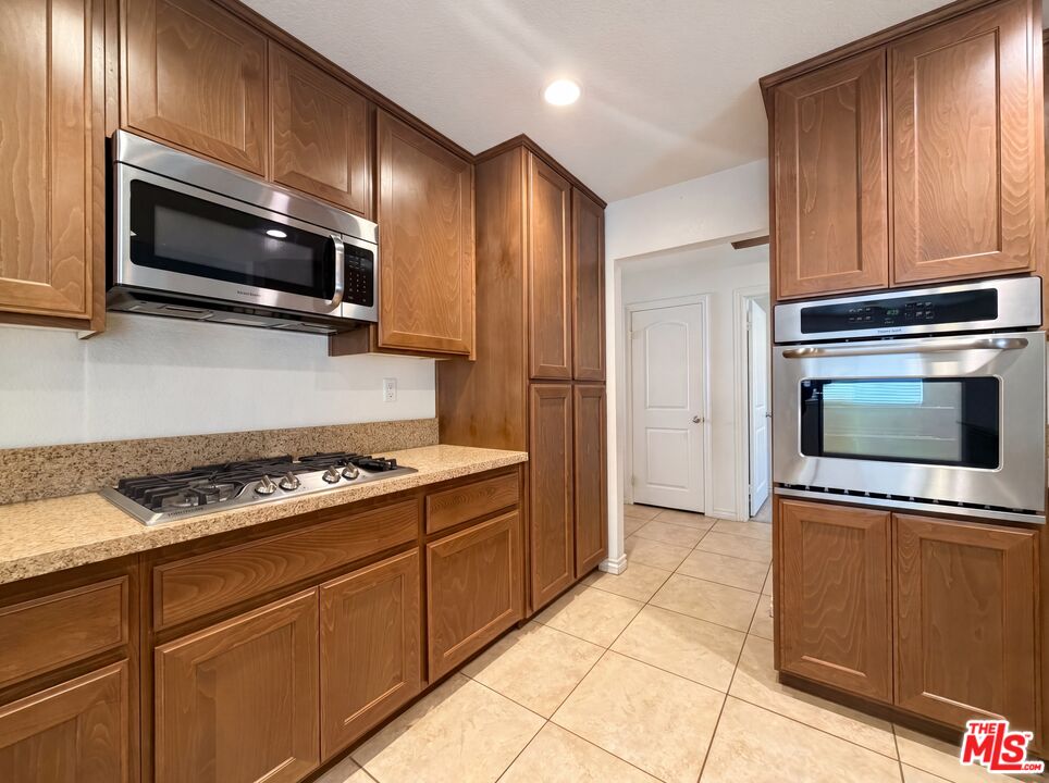 5654 Forry Court Lancaster, CA 93536 - Photo 13 of 26