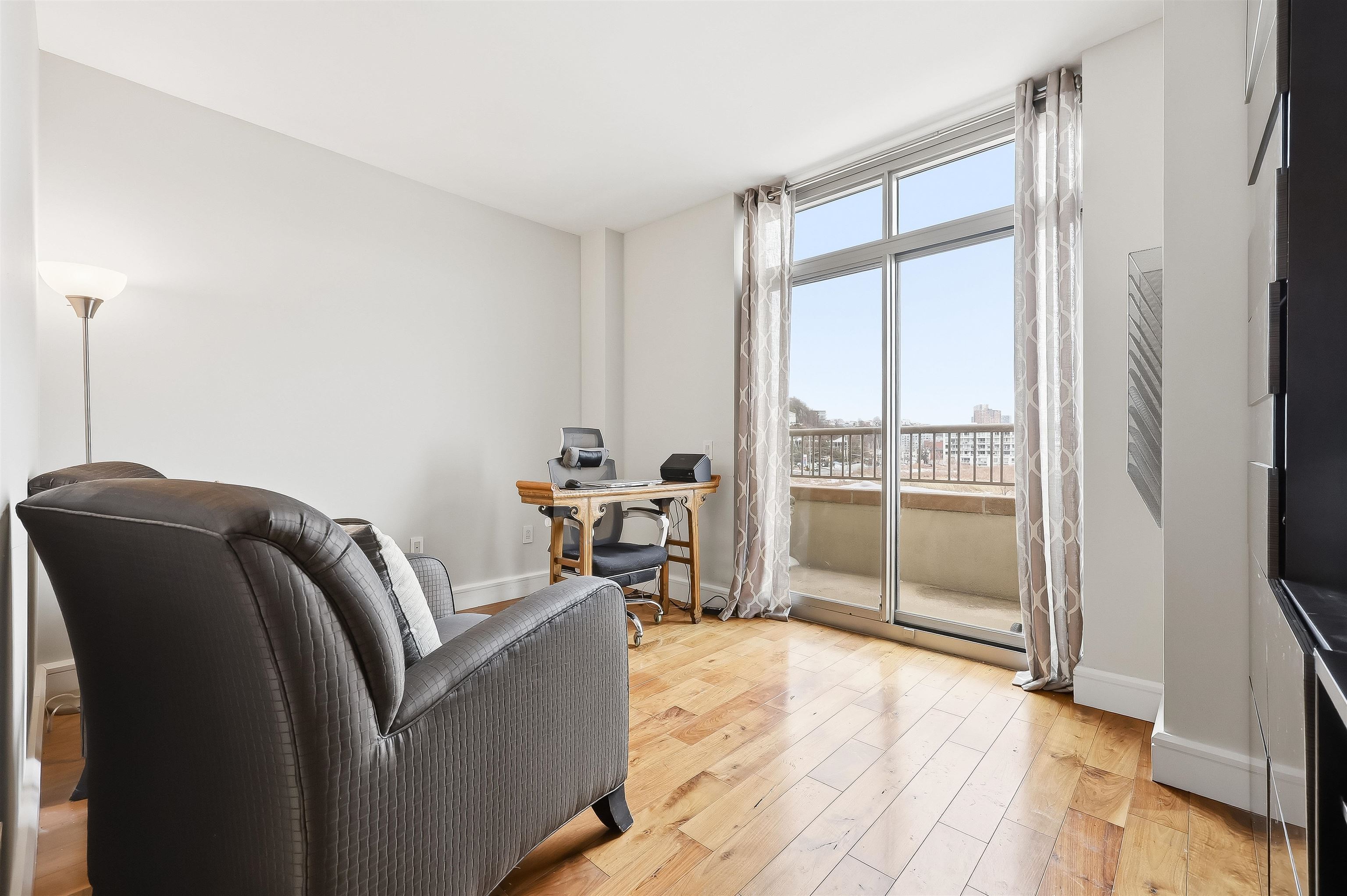 8100 River Road, Unit 401 North Bergen, NJ 07047 - Photo 22 of 39 Gallery Image 22