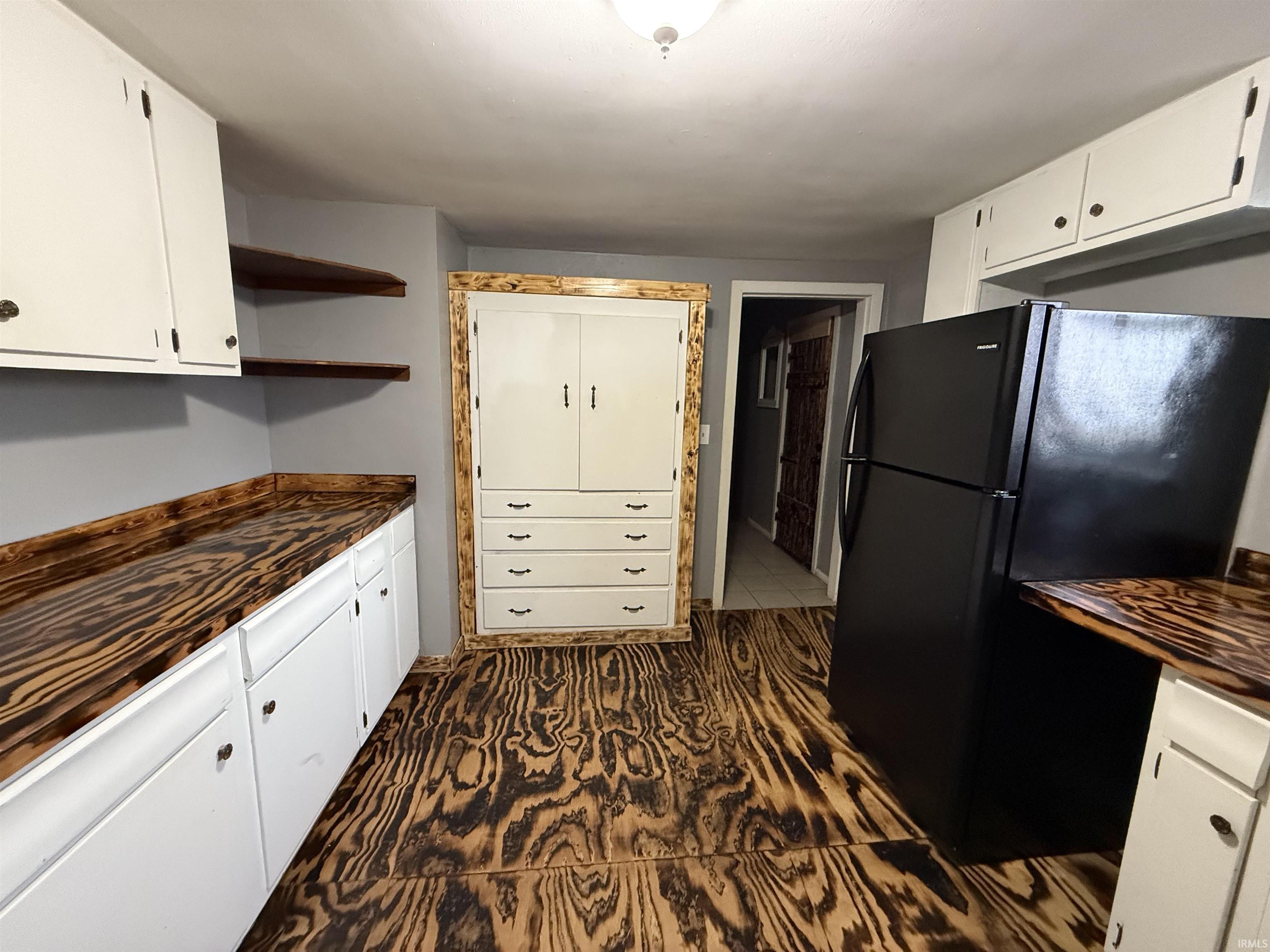 537 East Main Street Butler, IN 46721 - Photo 8 of 31