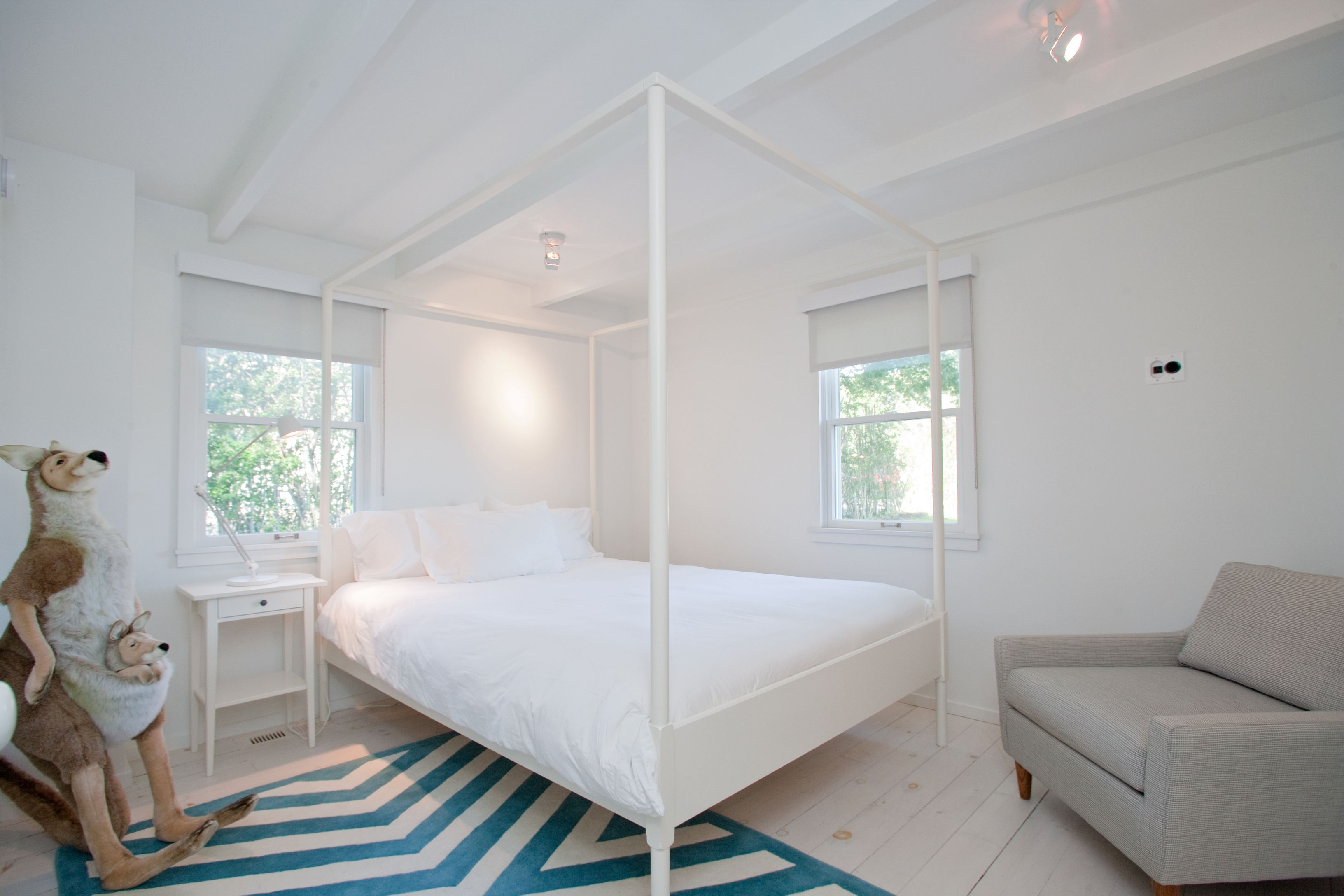 195 Oak Street Bridgehampton, NY 11932 - Photo 9 of 11